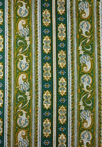 Coupon Tissu Provençal Vert motif Bastdin 1,70 x 0,40 m