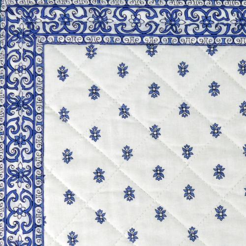 Chemin de table Blanc matelassé motif "Lavandin" 35x70 cm