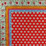 Chemin de table matelassé Rouge motif "Gordes" 45x150 cm