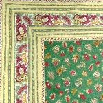 Nappe Carrée Provençale Verte galonnée recto/verso motif "Floral"