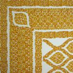 Nappe Carrée Coton Dorée motif "Solange"