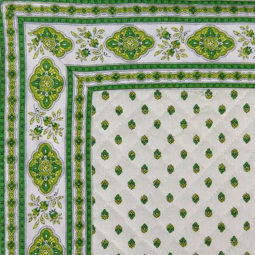 Chemin de table matelassé Ecru/Vert 45x100 cm Estérel